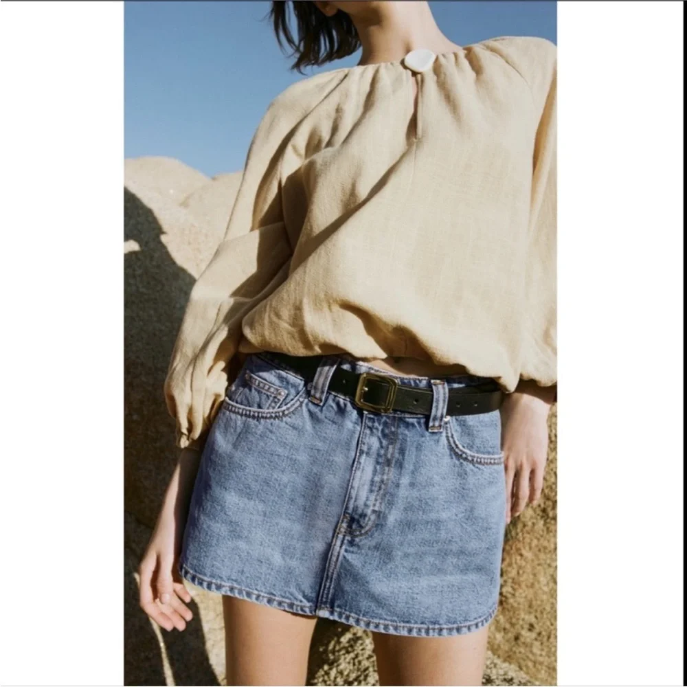 LN Zara Beige Shell Button Puff Sleeve Blouson Balloon Cropped Top Blouse - M